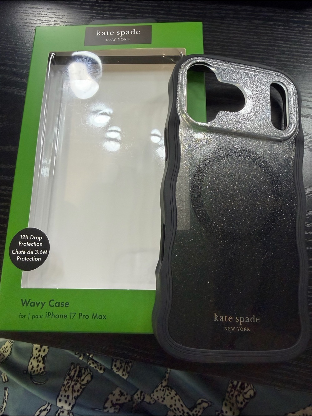 kate spade Black Glitter Wavy iPhone 17 Pro Max Case